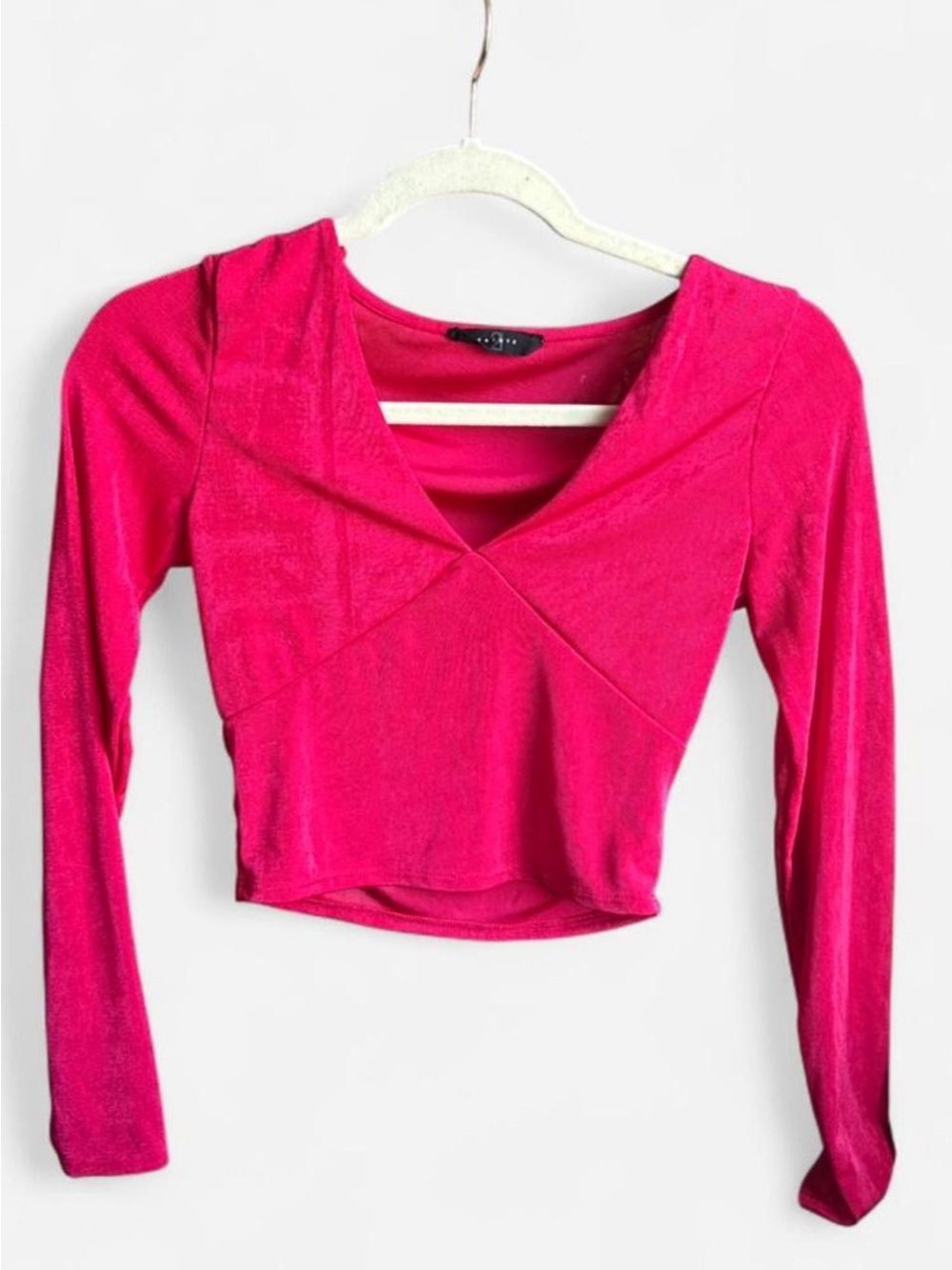21 Saints Fuchsia Long Sleeve V-Neck Cropped Shirt